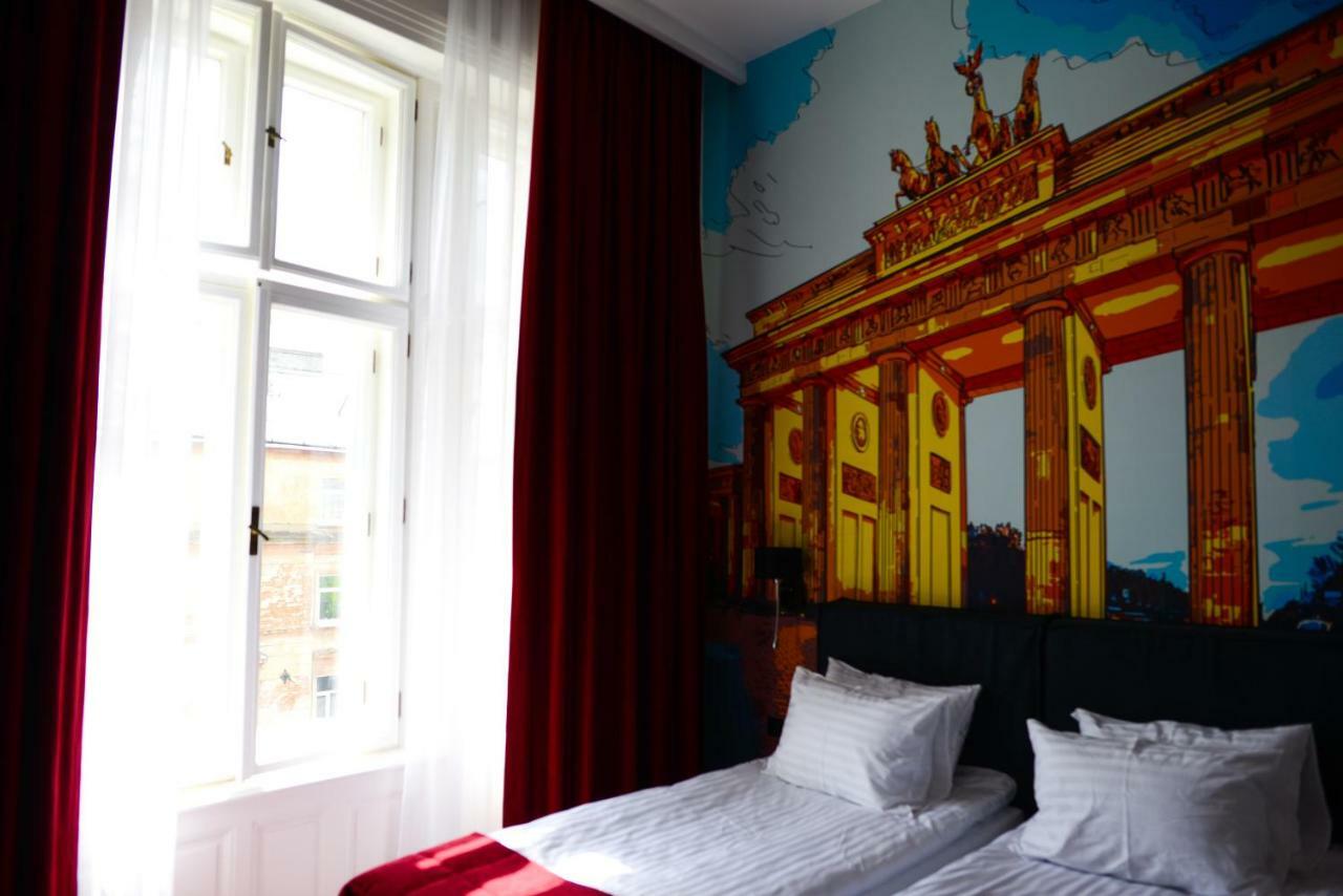 Cities Gallery Aparthotel Lviv