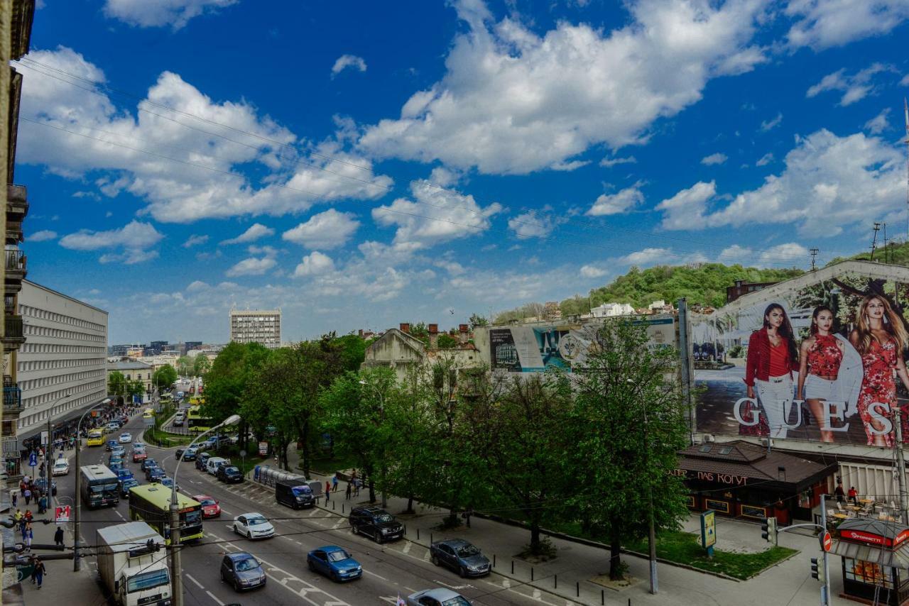 Cities Gallery Aparthotel Lviv